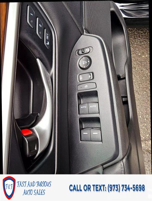 2022 Honda CR-V Touring Sport Utility 4D photo