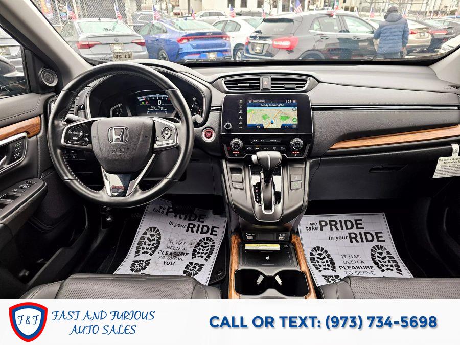 2022 Honda CR-V Touring Sport Utility 4D photo