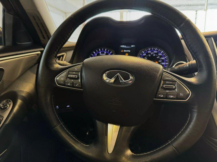 2015 Infiniti Q50 3.7 Sedan 4D photo