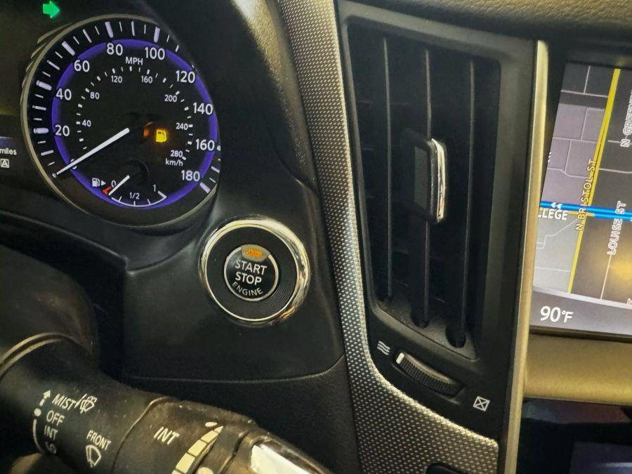 2015 Infiniti Q50 3.7 Sedan 4D photo