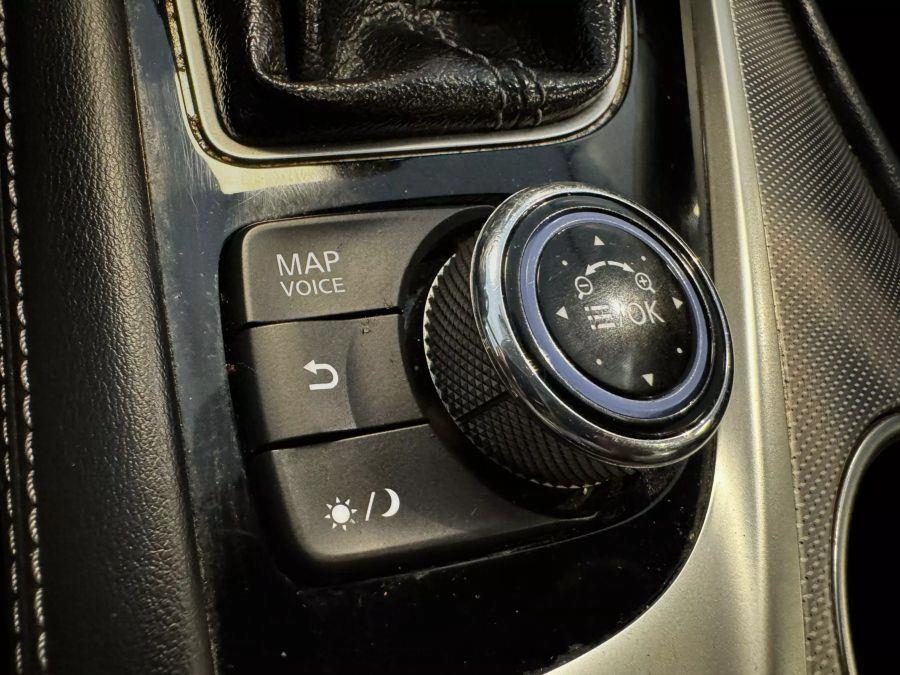2015 Infiniti Q50 3.7 Sedan 4D photo