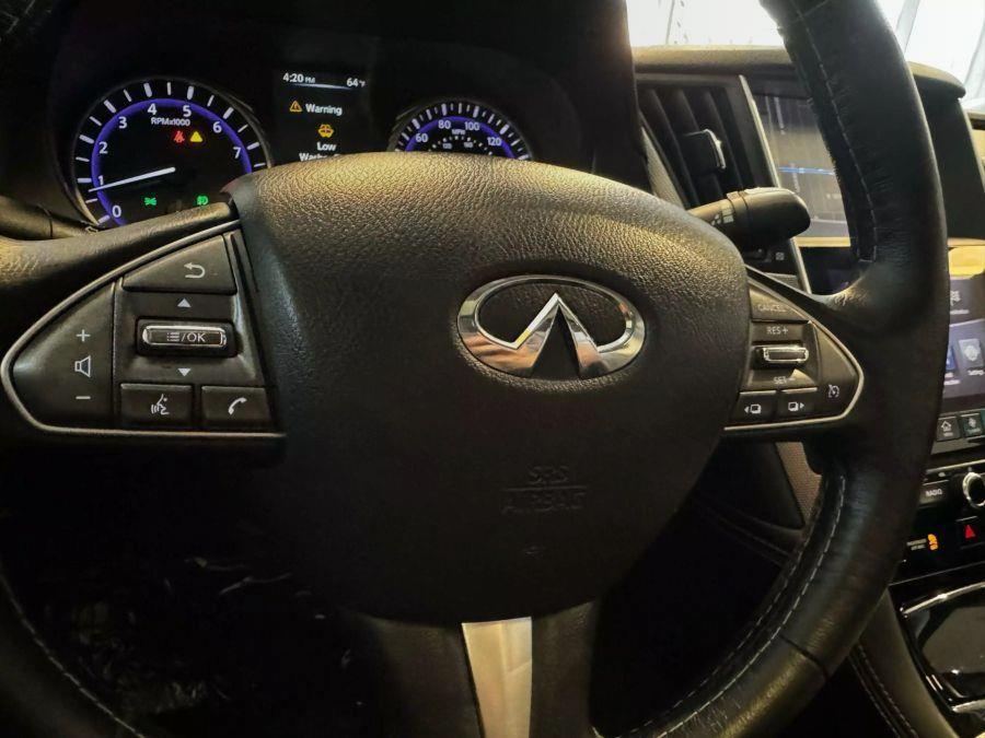 2015 Infiniti Q50 3.7 Sedan 4D photo