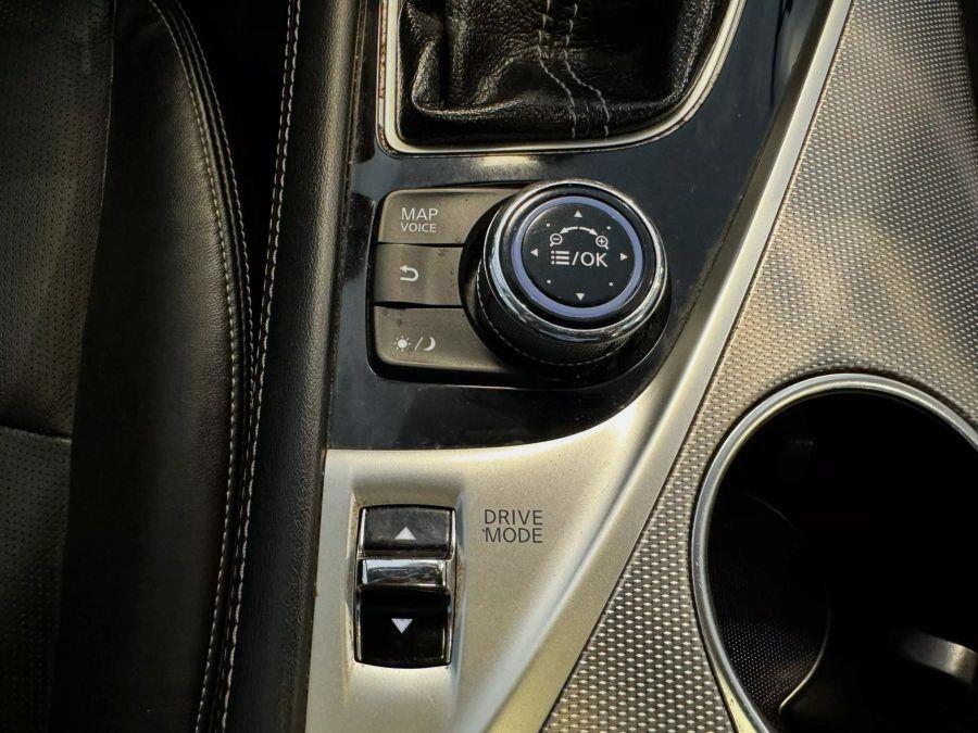 2015 Infiniti Q50 3.7 Sedan 4D photo