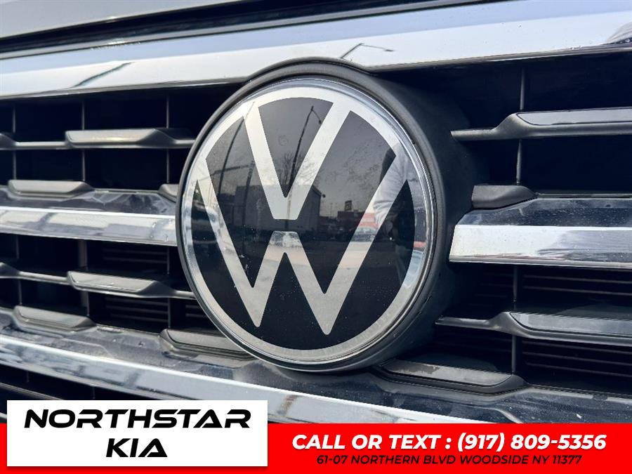 2021 Volkswagen Atlas SEL photo