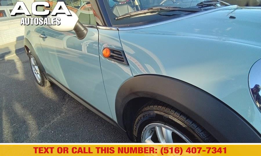 2012 MINI Cooper photo