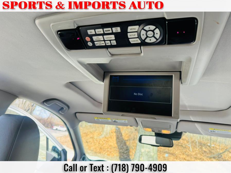 2016 Honda Pilot AWD 4dr Touring w/RES & Navi photo
