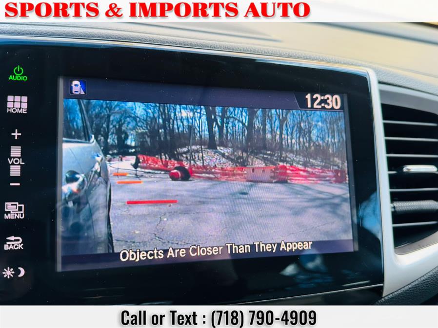 2016 Honda Pilot AWD 4dr Touring w/RES & Navi photo