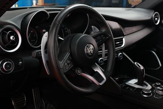 2023 Alfa Romeo Giulia Sprint photo
