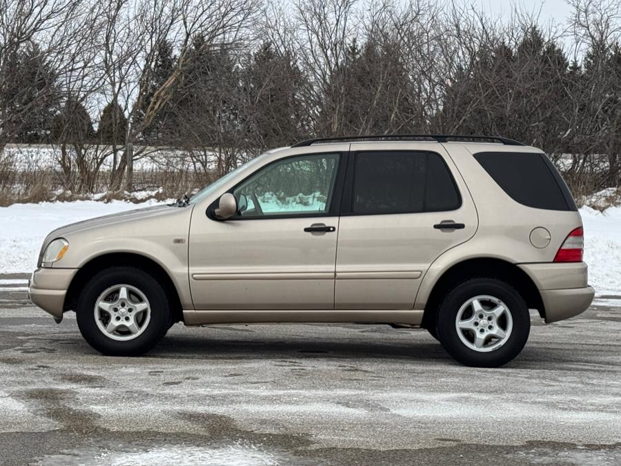 2001 Mercedes-Benz M-Class ML320 photo