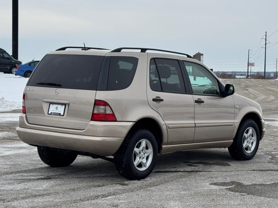 2001 Mercedes-Benz M-Class ML320 photo