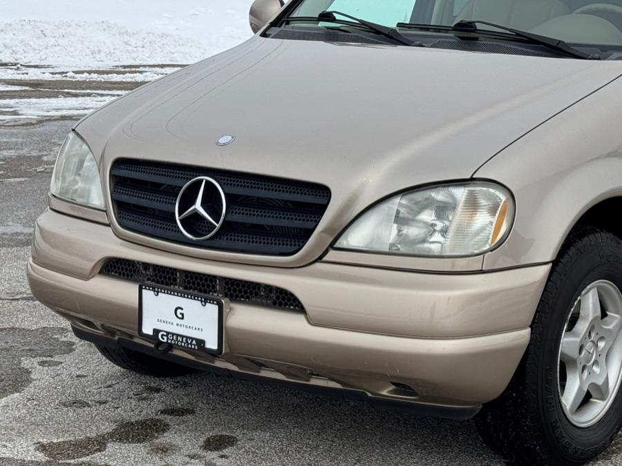 2001 Mercedes-Benz M-Class ML320 photo