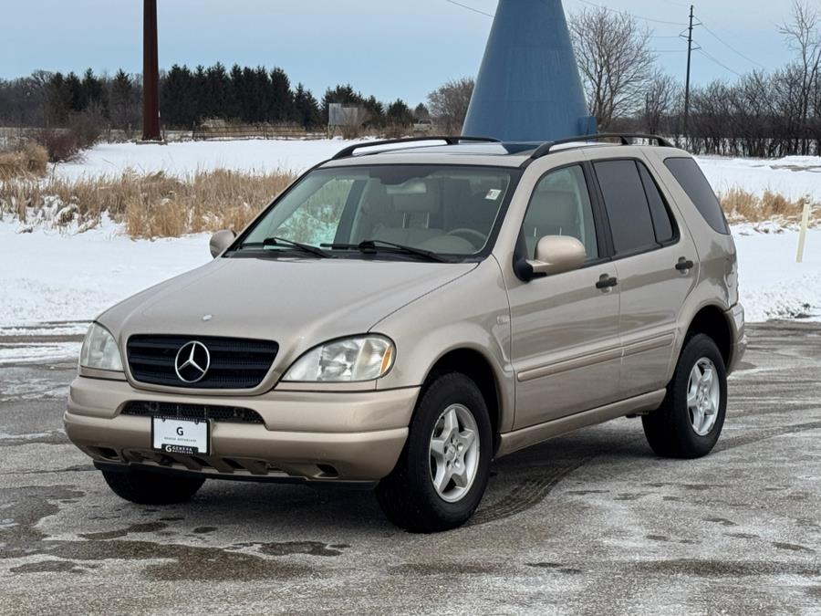 2001 Mercedes-Benz M-Class ML320 photo