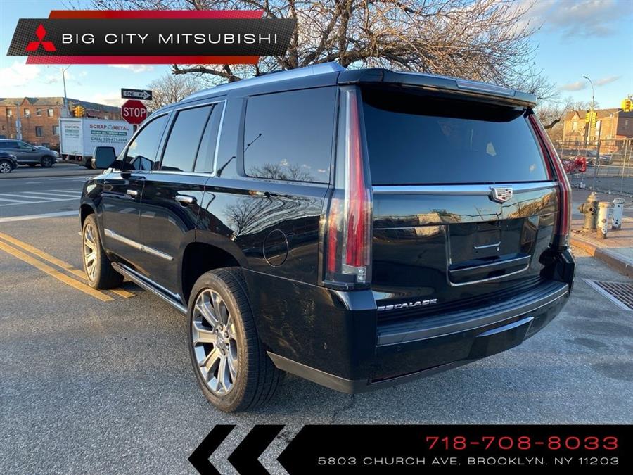 2020 Cadillac Escalade Premium Luxury photo