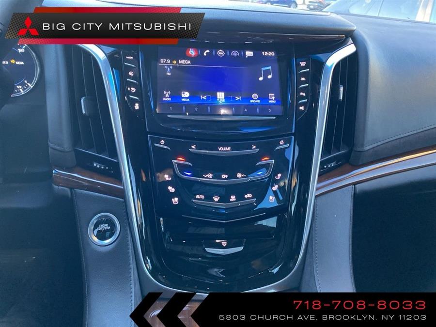 2020 Cadillac Escalade Premium Luxury photo