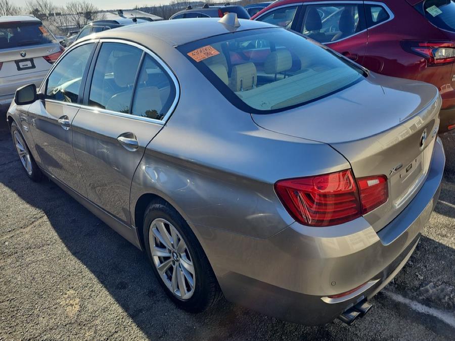 2015 BMW 5-Series 4dr Sdn 528i xDrive AWD photo