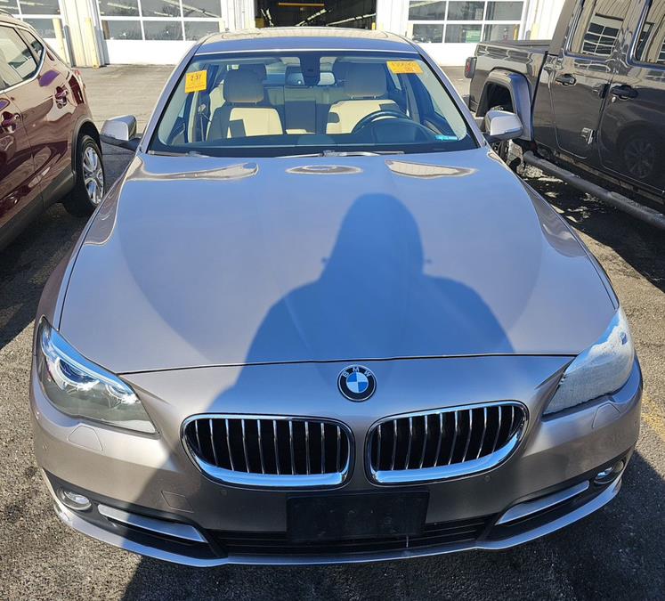 2015 BMW 5-Series 4dr Sdn 528i xDrive AWD photo