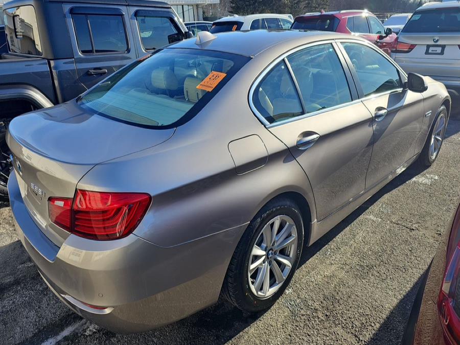 2015 BMW 5-Series 4dr Sdn 528i xDrive AWD photo