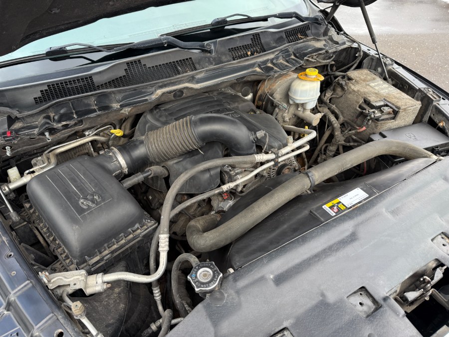 2016 RAM 1500 4WD Crew Cab 140.5