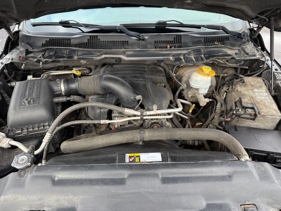 2016 RAM 1500 4WD Crew Cab 140.5