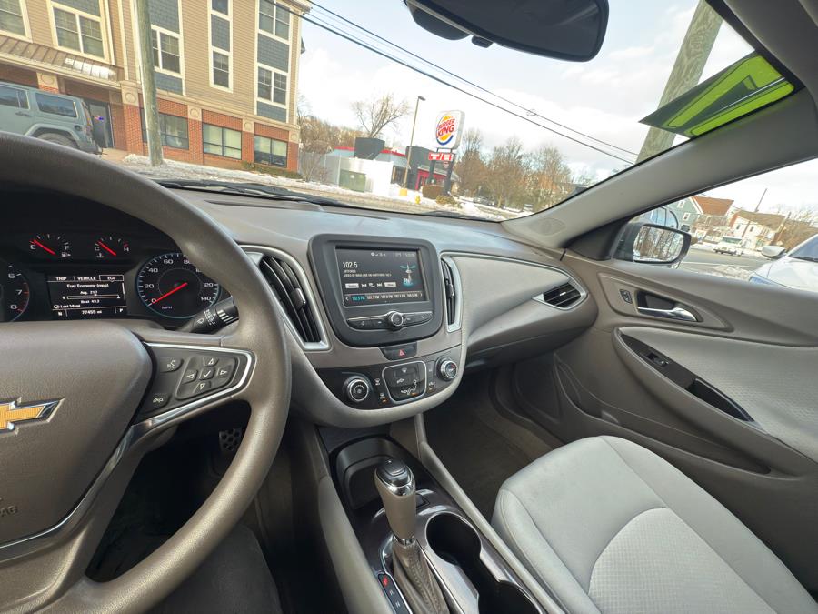2017 Chevrolet Malibu 4dr Sdn LS w/1FL photo