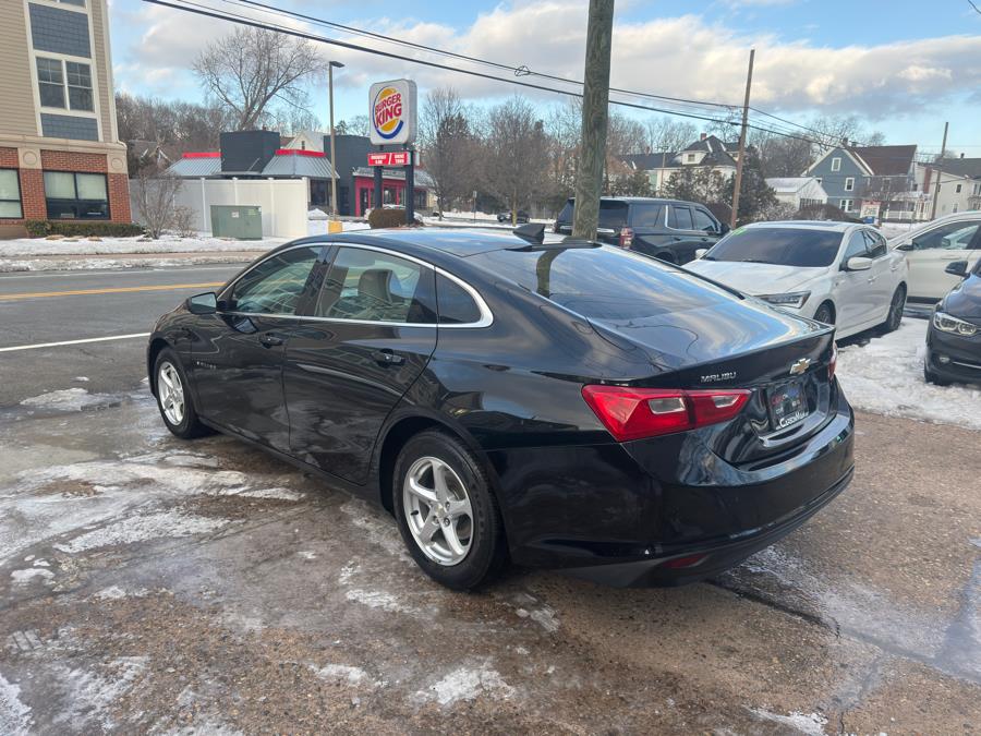 2017 Chevrolet Malibu 4dr Sdn LS w/1FL photo
