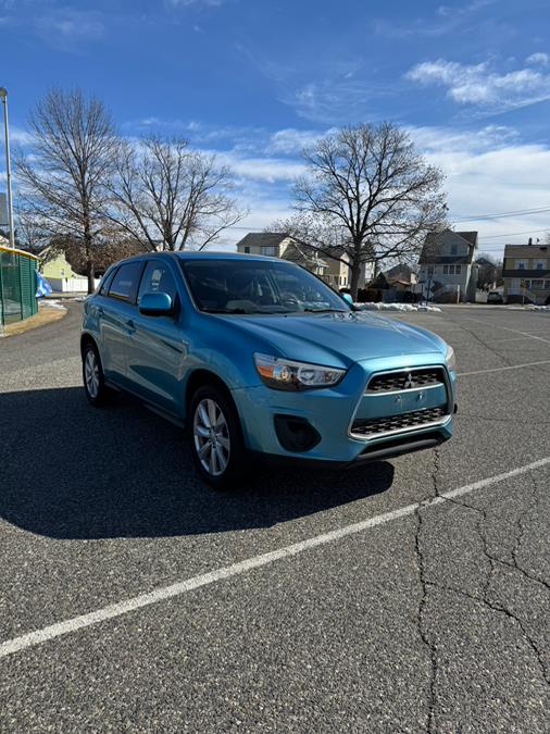 2014 Mitsubishi Outlander Sport ES photo