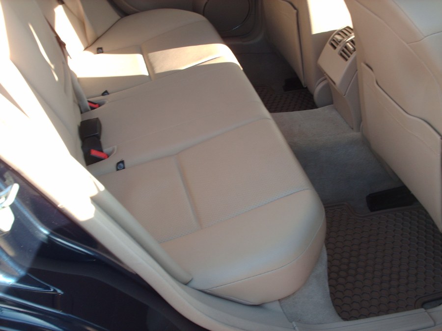2011 Mercedes-Benz C-Class C300 4MATIC Luxury photo