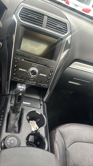 2018 Ford Explorer Sport 4WD photo