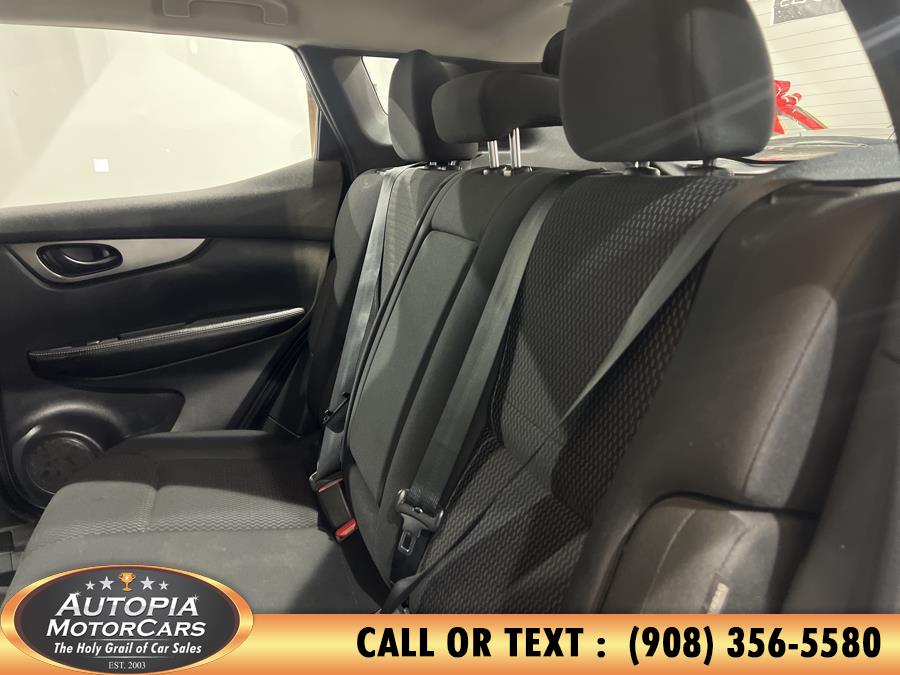 2021 Nissan Rogue Sport FWD S photo