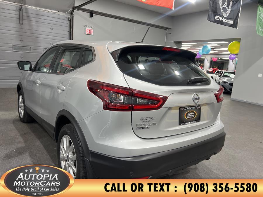 2021 Nissan Rogue Sport FWD S photo