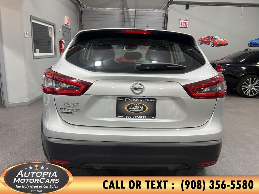 2021 Nissan Rogue Sport FWD S photo
