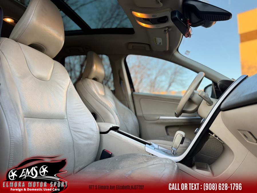 2011 Volvo XC60 T6 photo