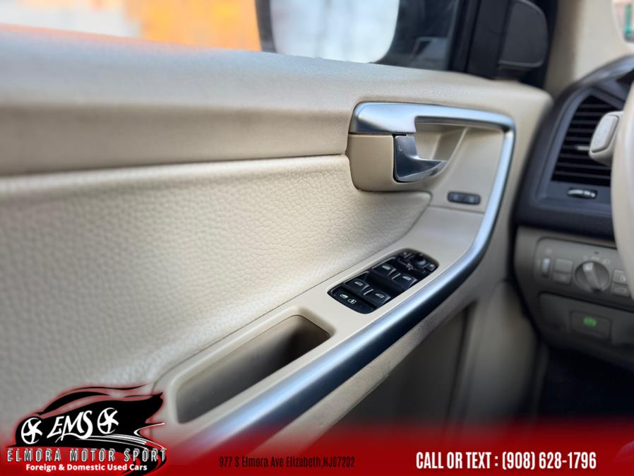 2011 Volvo XC60 T6 photo