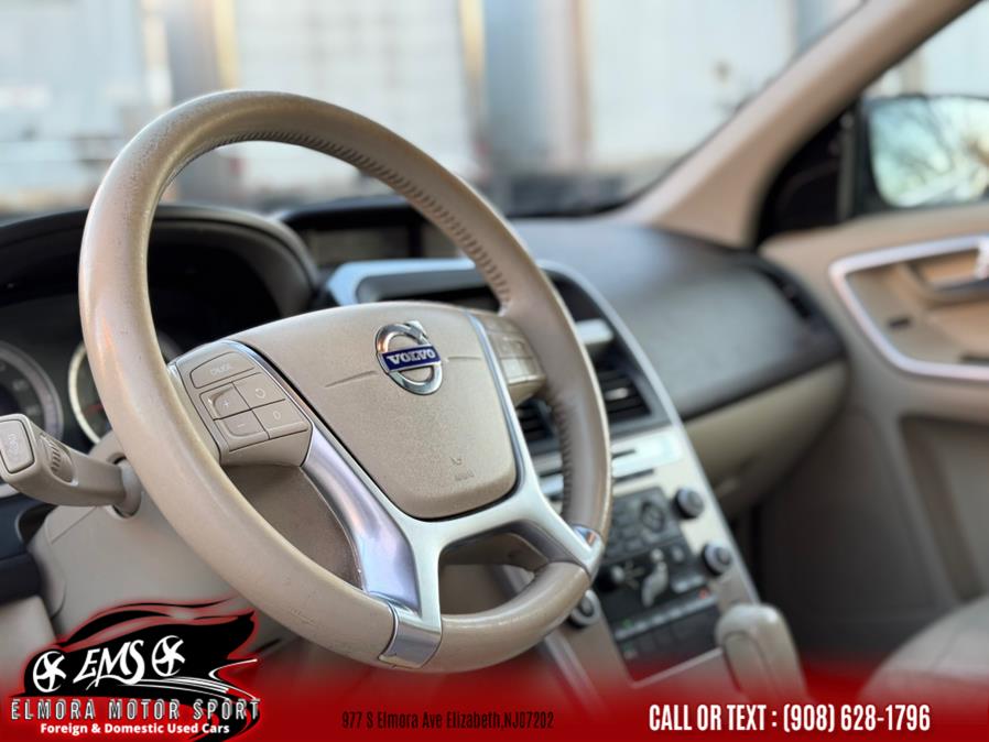 2011 Volvo XC60 T6 photo