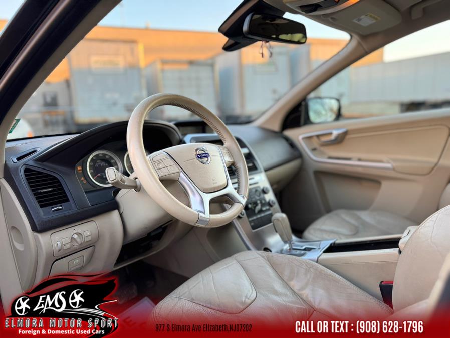 2011 Volvo XC60 T6 photo