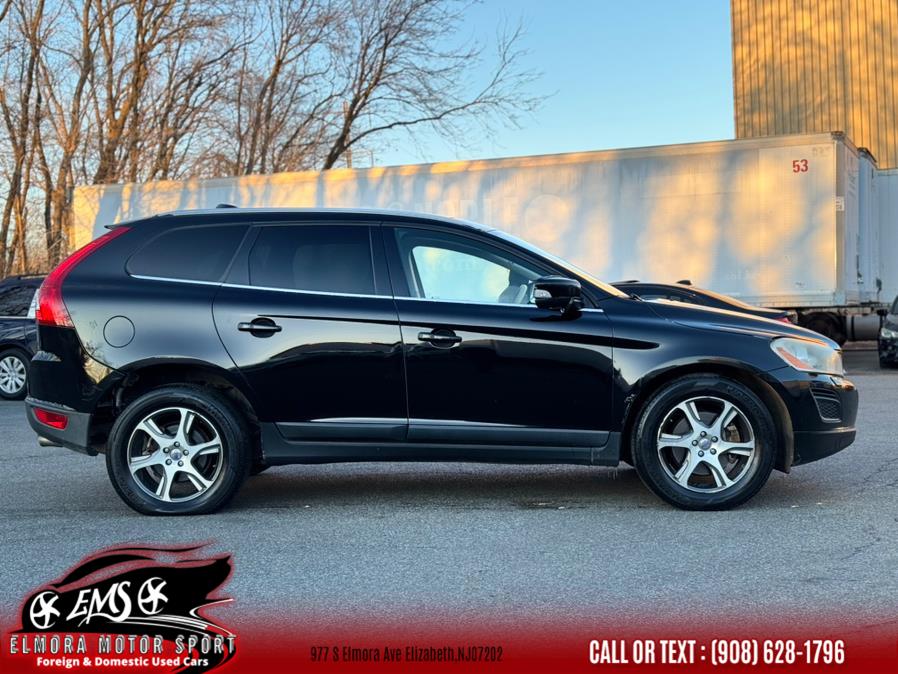 2011 Volvo XC60 T6 photo