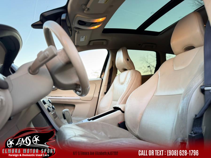 2011 Volvo XC60 T6 photo