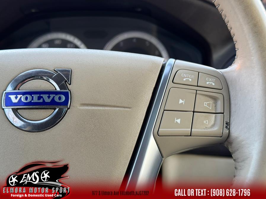 2011 Volvo XC60 T6 photo