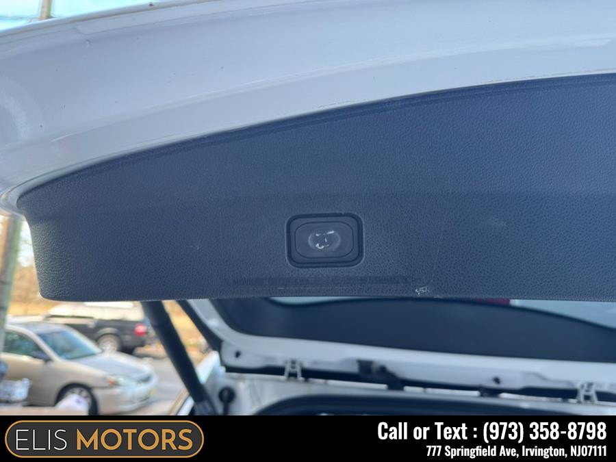 2018 Ford Explorer XLT 4WD photo