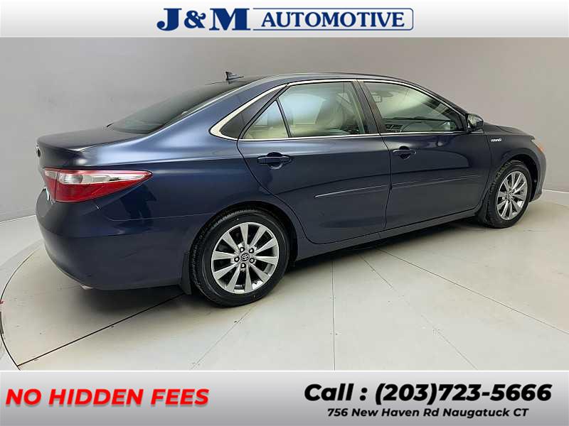 2016 Toyota Camry Hybrid XLE photo