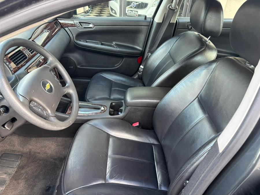 2016 Chevrolet Impala Limited 4dr Sdn LTZ Fleet photo