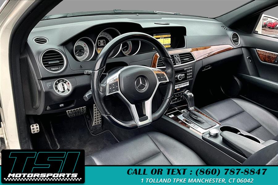 2012 Mercedes-Benz C-Class C300 4MATIC Luxury photo