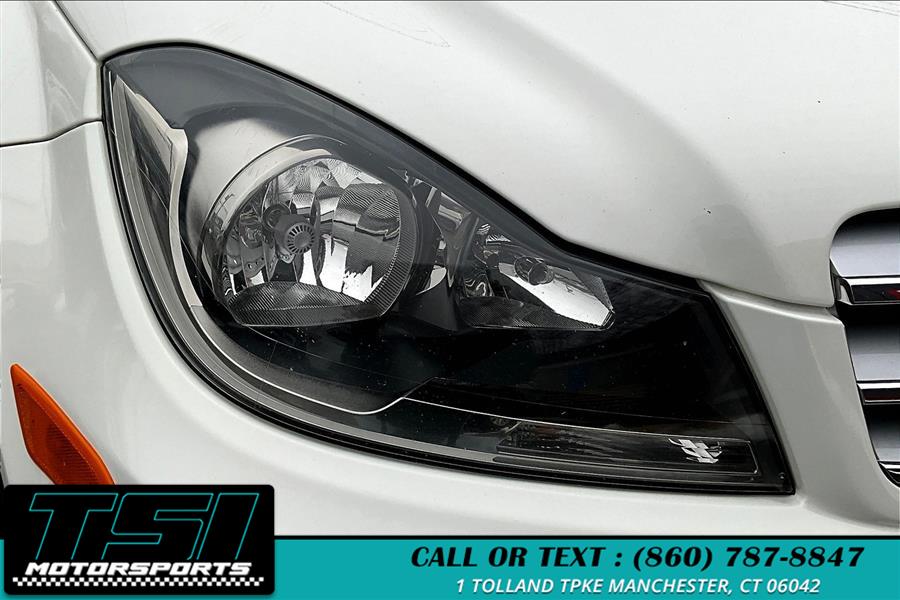 2012 Mercedes-Benz C-Class C300 4MATIC Luxury photo