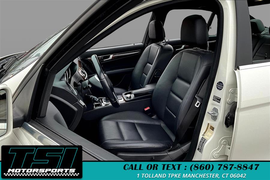 2012 Mercedes-Benz C-Class C300 4MATIC Luxury photo