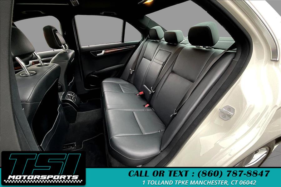 2012 Mercedes-Benz C-Class C300 4MATIC Luxury photo