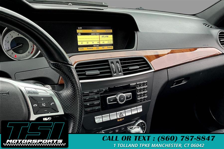 2012 Mercedes-Benz C-Class C300 4MATIC Luxury photo