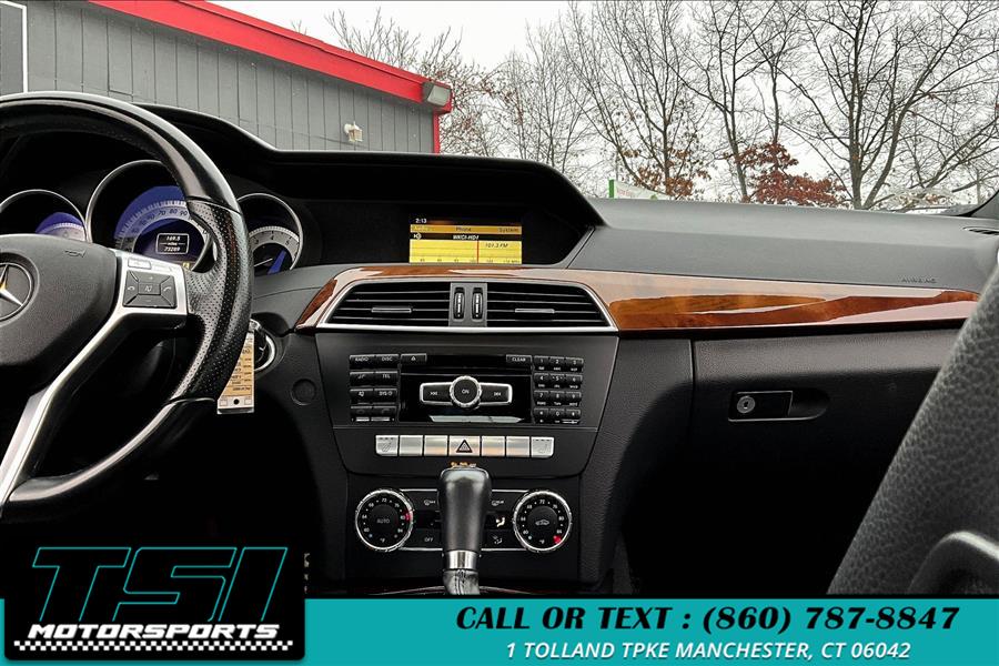 2012 Mercedes-Benz C-Class C300 4MATIC Luxury photo
