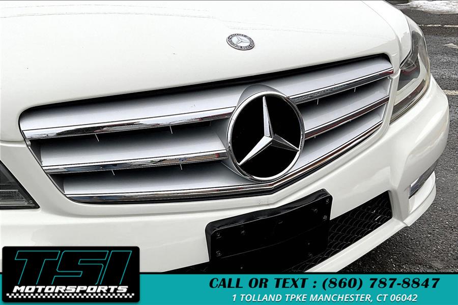 2012 Mercedes-Benz C-Class C300 4MATIC Luxury photo
