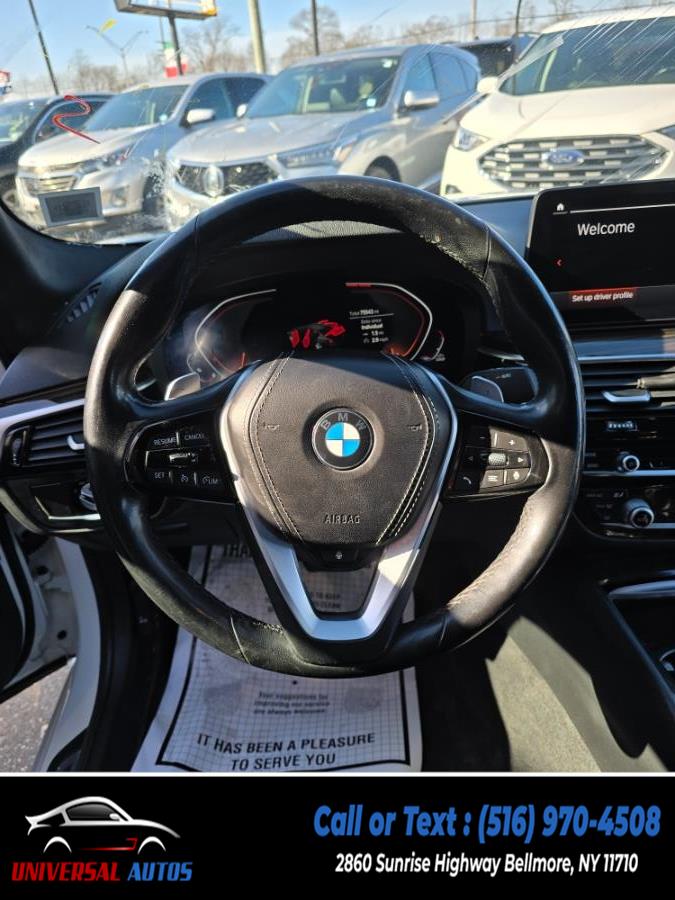 2021 BMW 5-Series 530i xDrive Sedan photo
