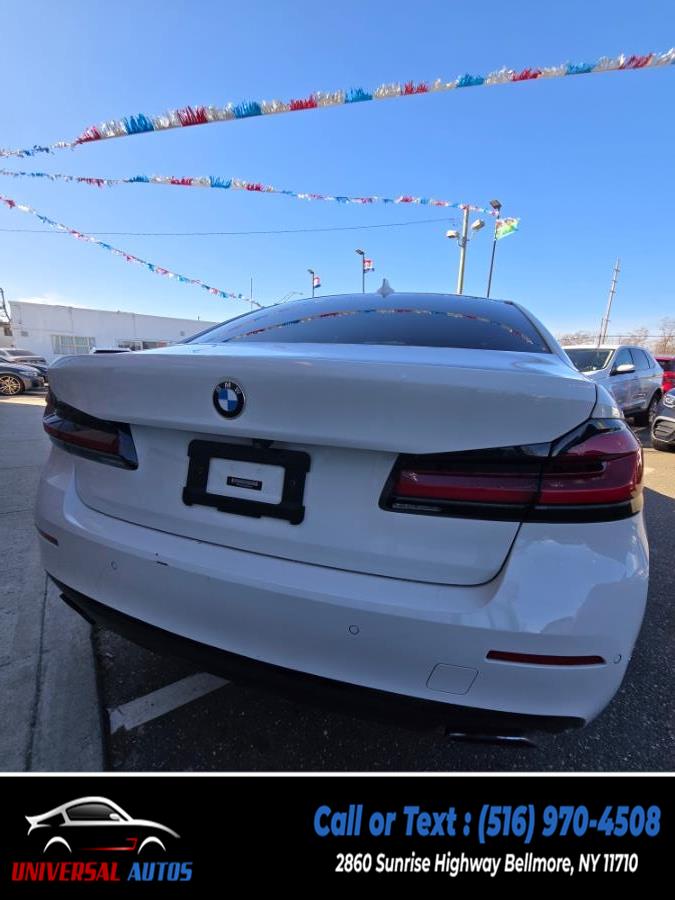 2021 BMW 5-Series 530i xDrive Sedan photo